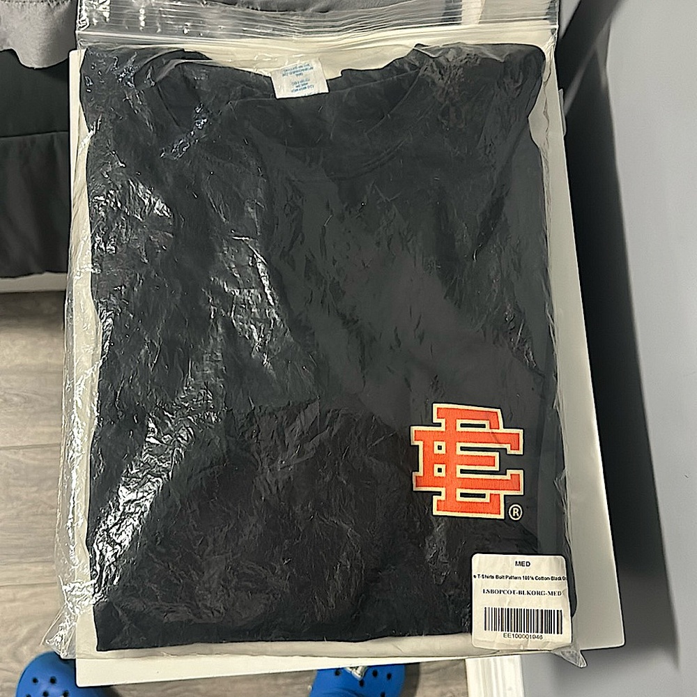 Brand new Eric Emanuel longsleeve orange/yellow bolt